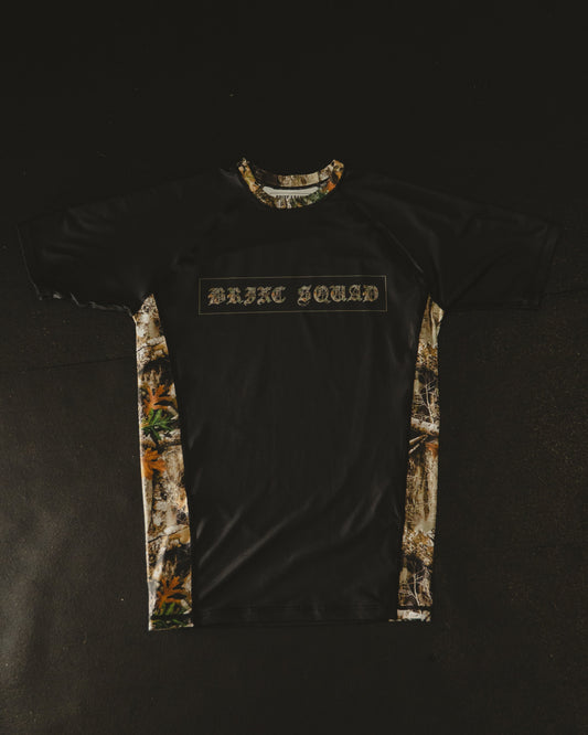 BLACK CAMO RASHGUARD